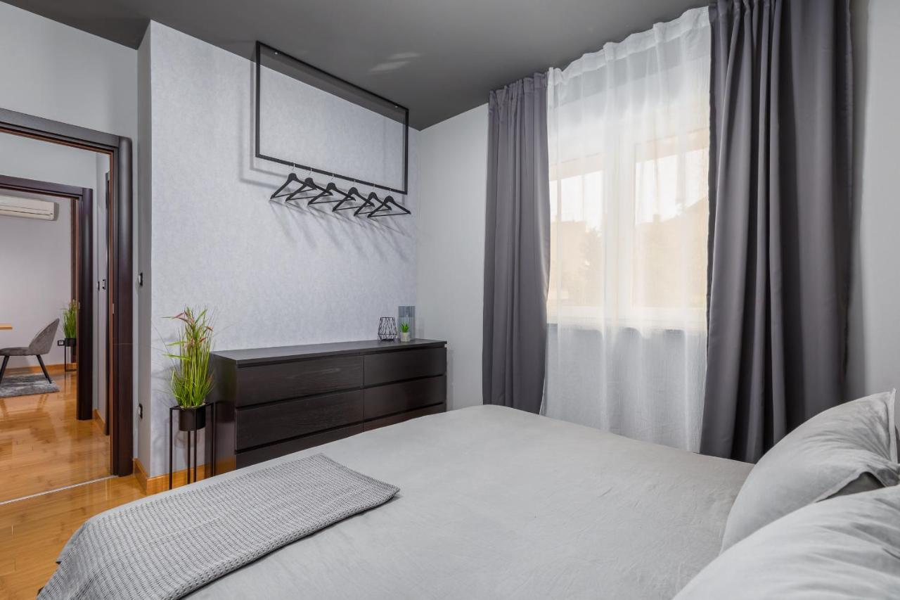 Lux Apartment Teo - New Пула Экстерьер фото