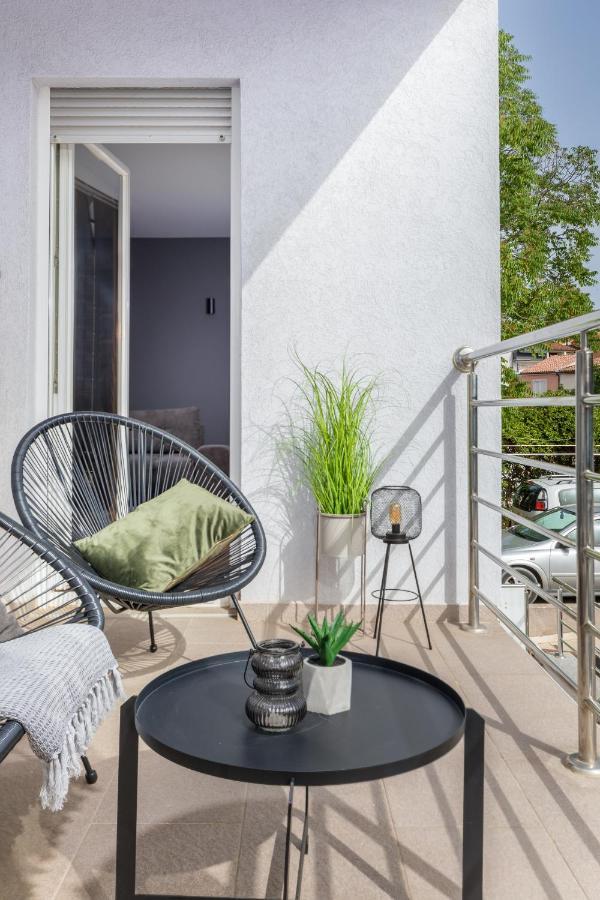 Lux Apartment Teo - New Пула Экстерьер фото